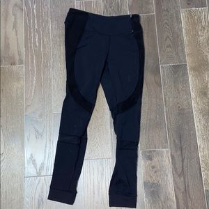 Black Calia by Carrie Underwood leggings